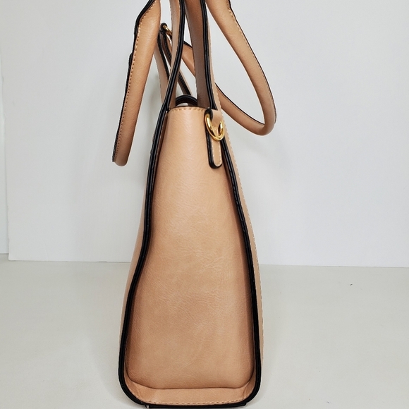 American Bee 3 piece Women Stylish Tan Leather Handbag Set - Picture 7 of 16